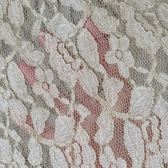 Lace cover top - Picture 3 of 7